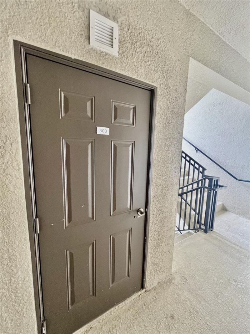17724 Gawthrop Drive, Unit 308, Bradenton, FL 34211 Photo