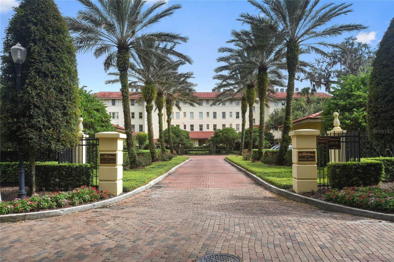 1600 Alabama Drive, Unit 402, Winter Park, FL 32789 Photo