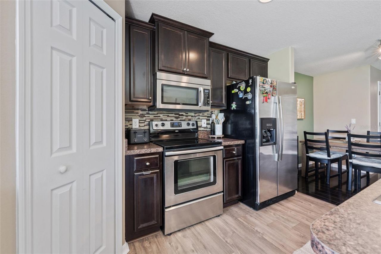 2220 Windsor Lake Circle, Sanford, FL 32773 Photo