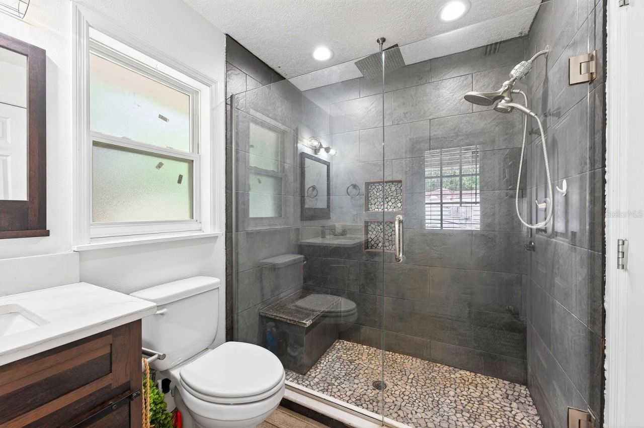 2385 Lake Pickett Road, Orlando, FL 32826 Photo