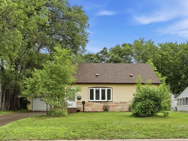 5732 Adair Avenue N, Crystal, MN 55429