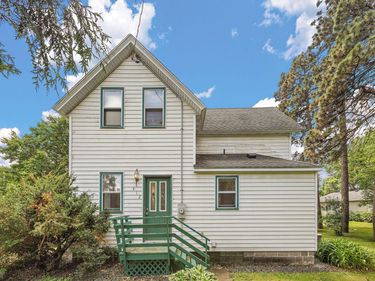 412 Oak Avenue SE, Montgomery, MN 56069