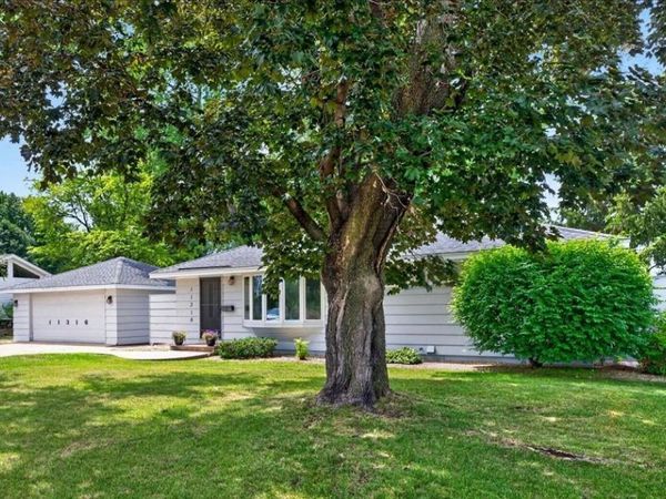 11316 France Avenue S, Bloomington, MN 55431