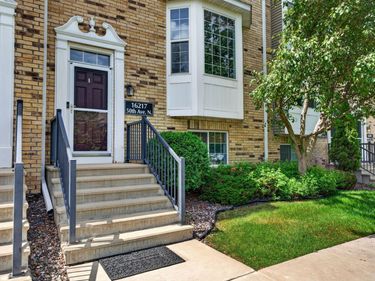 16217 50th Avenue N, Plymouth, MN 55446