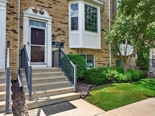 16217 50th Avenue N, Plymouth, MN 55446