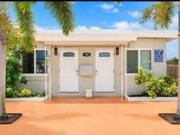306 NE 6th Street, Unit 1-4, Hallandale Beach, FL 33009