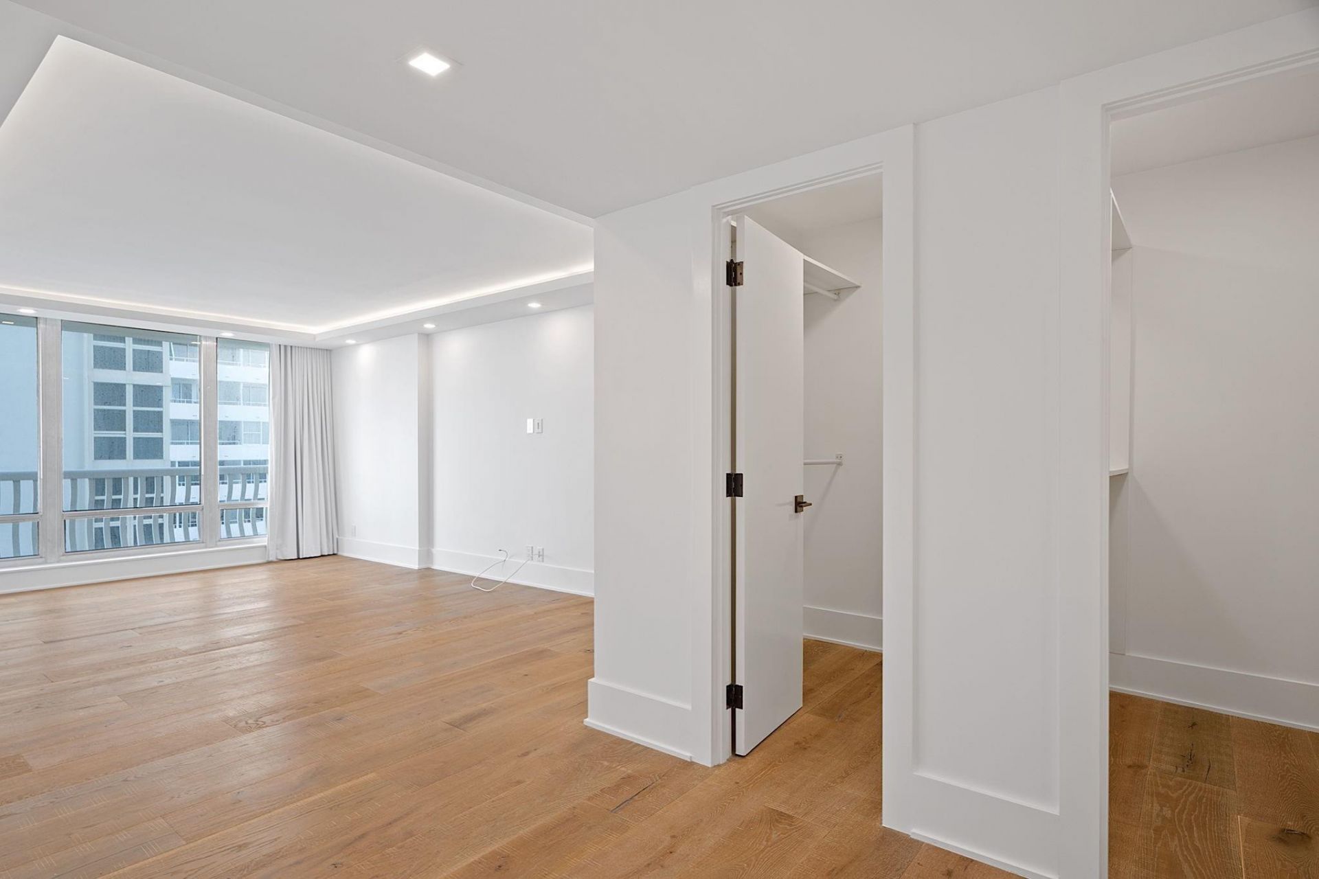 4020 Galt Ocean Drive, Unit 409, Fort Lauderdale, FL 33308 Photo