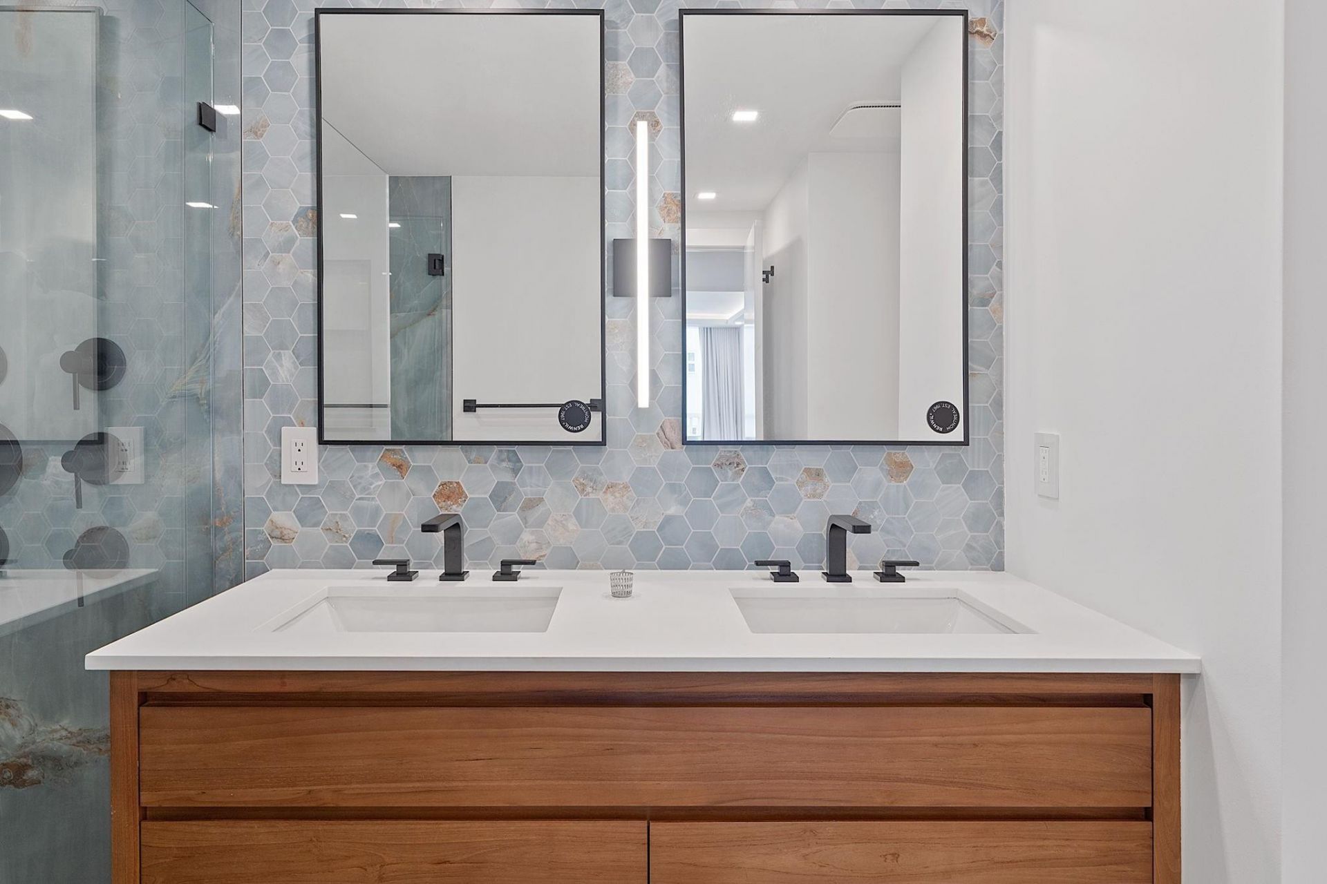 4020 Galt Ocean Drive, Unit 409, Fort Lauderdale, FL 33308 Photo
