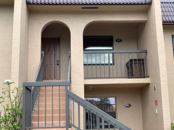125 Lake Nancy Drive, Unit 241, West Palm Beach, FL 33411