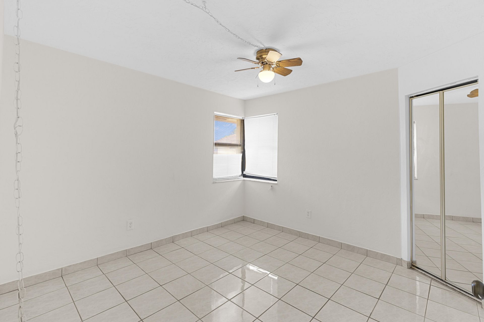400 SW 113th Terrace, Pembroke Pines, FL 33025 Photo