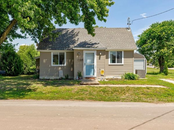 325 E Center Street, Truro, IA 50257