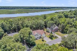 8804 Laurel Grove Lane photo 4