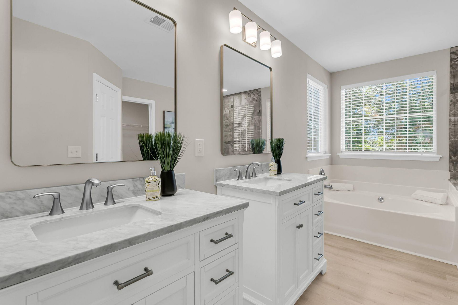 8804 Laurel Grove Lane Photo 26