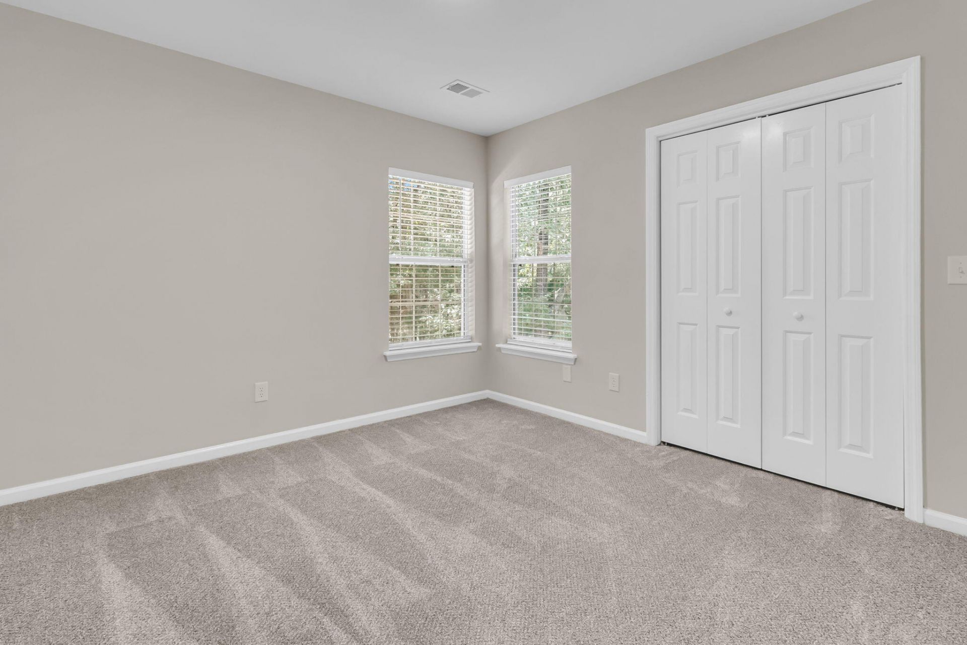 8804 Laurel Grove Lane Photo 33