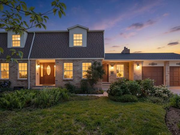 9776 S GRAINTE DR , Sandy, UT 84092