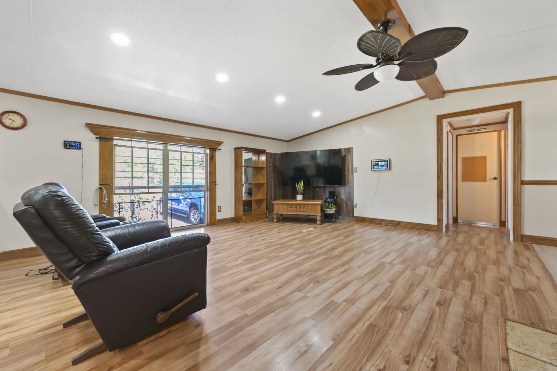 3036 Denine Dr. Photo 10