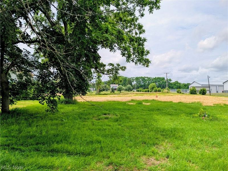 13324 Fairland Street NW, Massillon, OH 44647 Photo 2