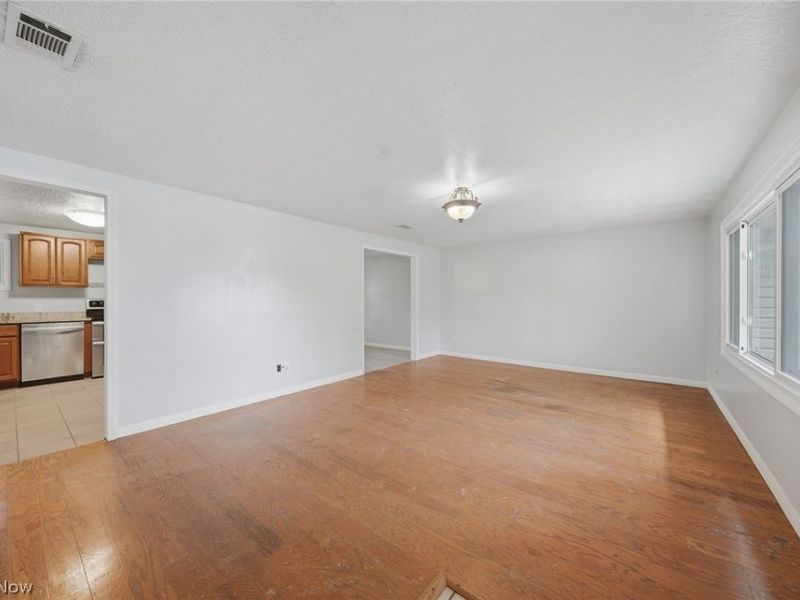 9505 Nita Lane, Streetsboro, OH 44241 Photo 2