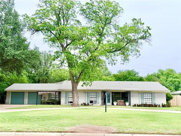 809 S Leggett Drive , Abilene, TX 79605