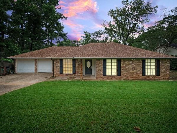 15060 Willowwood Drive , Tyler, TX 75703