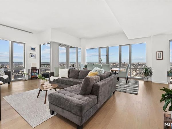 75 Park Lane PH-3701, Unit PH-3701, JERSEY CITY, NJ 07310