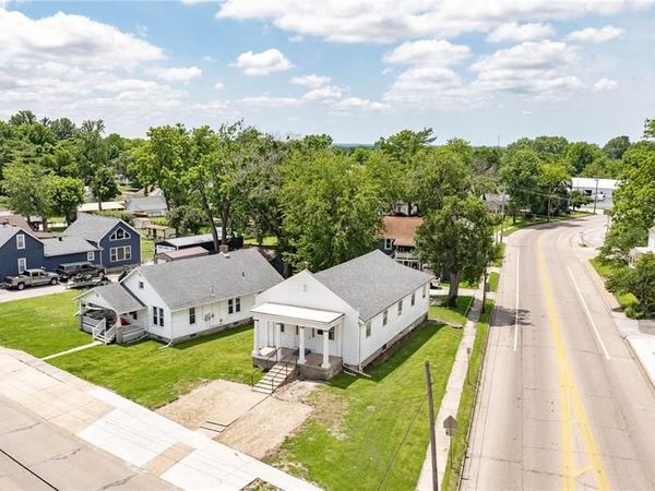 400 S Washington Street , Jerseyville, IL 62052