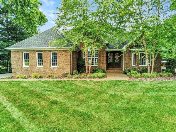 4574 Cemetery Road , Bowling Green, KY 42103