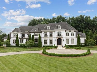 317 Village Way , Bowling Green, KY 42103