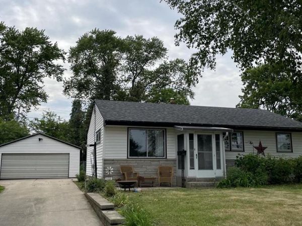 763 10th AVENUE, Grafton, WI 53024