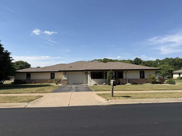 635 W Slifer Street, Unit D, Portage, WI 53901