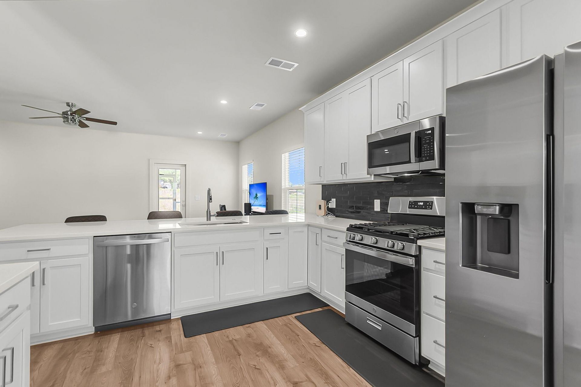 3005 Harvey Avenue Photo 6