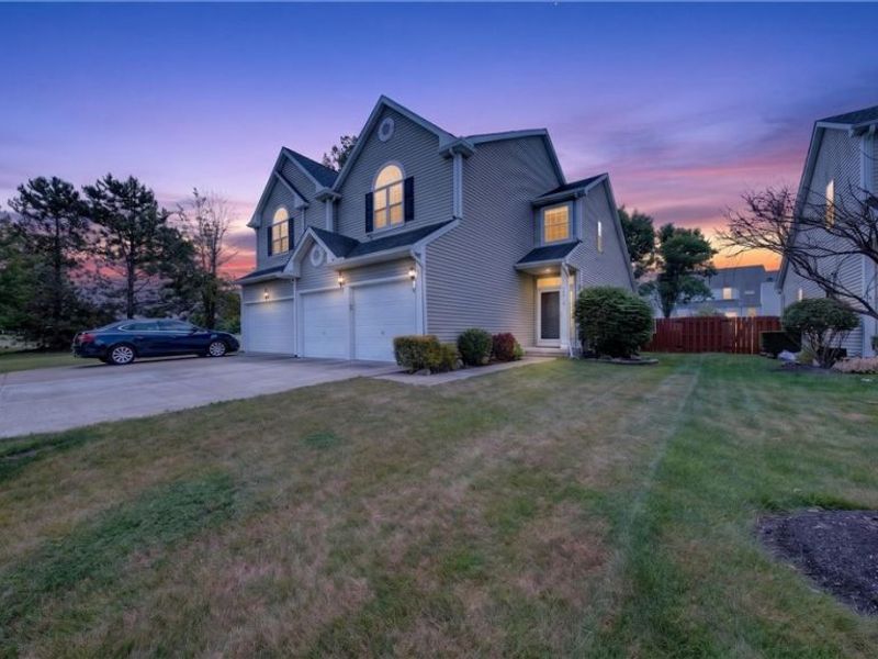 23215 Chandlers Lane, Olmsted Falls, OH 44138 Photo 1