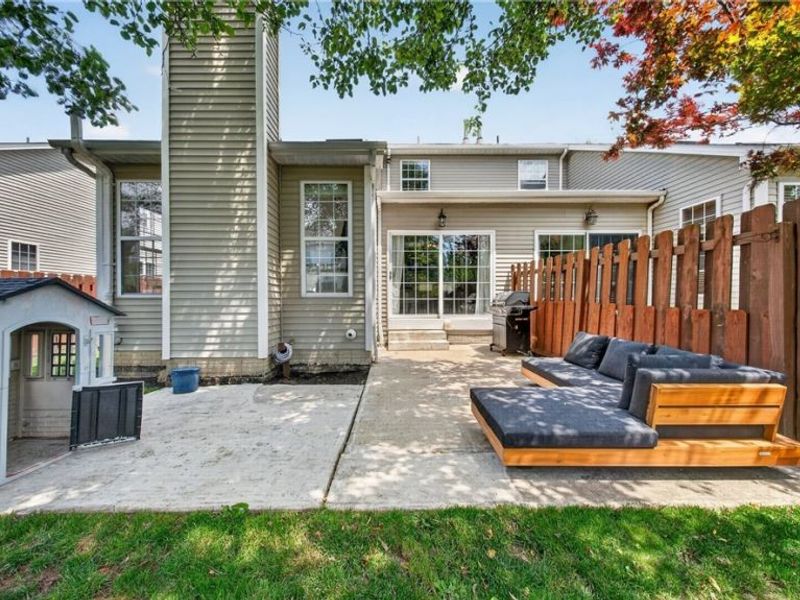 23215 Chandlers Lane, Olmsted Falls, OH 44138 Photo 16