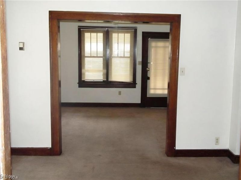 897 Richmond Street, Akron, OH 44306 Photo 6