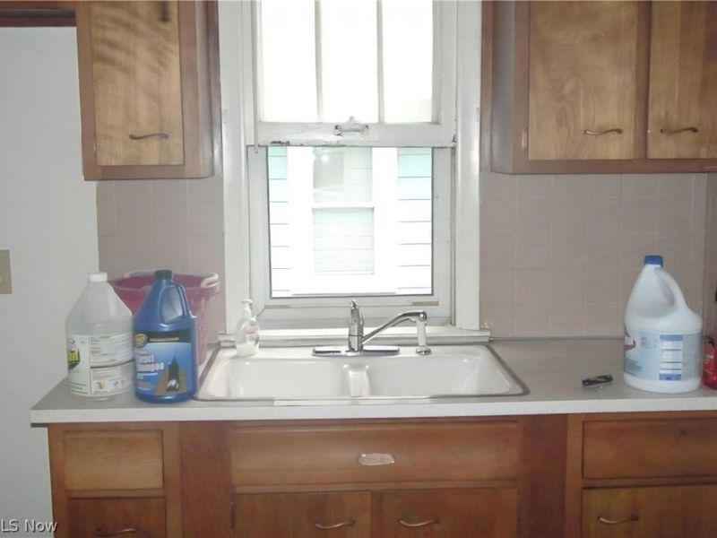 897 Richmond Street, Akron, OH 44306 Photo 7