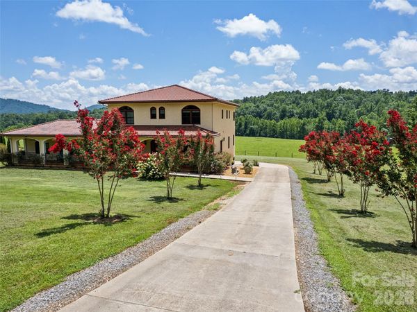 1418 Landis Lane, Nebo, NC 28761