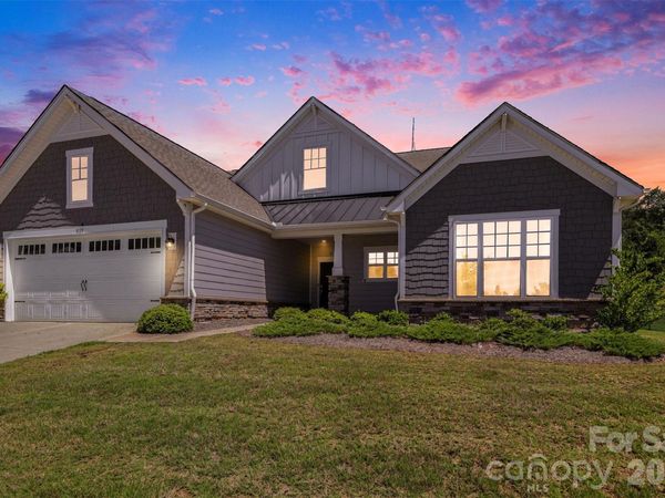 5019 Chegall Crossing Way , Mount Holly, NC 28120