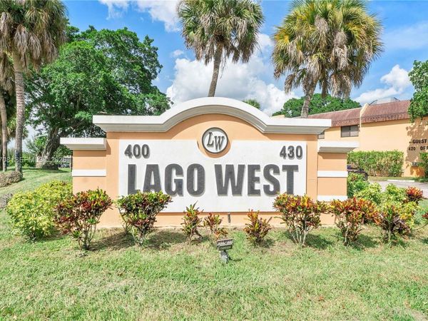 430 Commodore Dr , Unit 213, Plantation, FL 33325