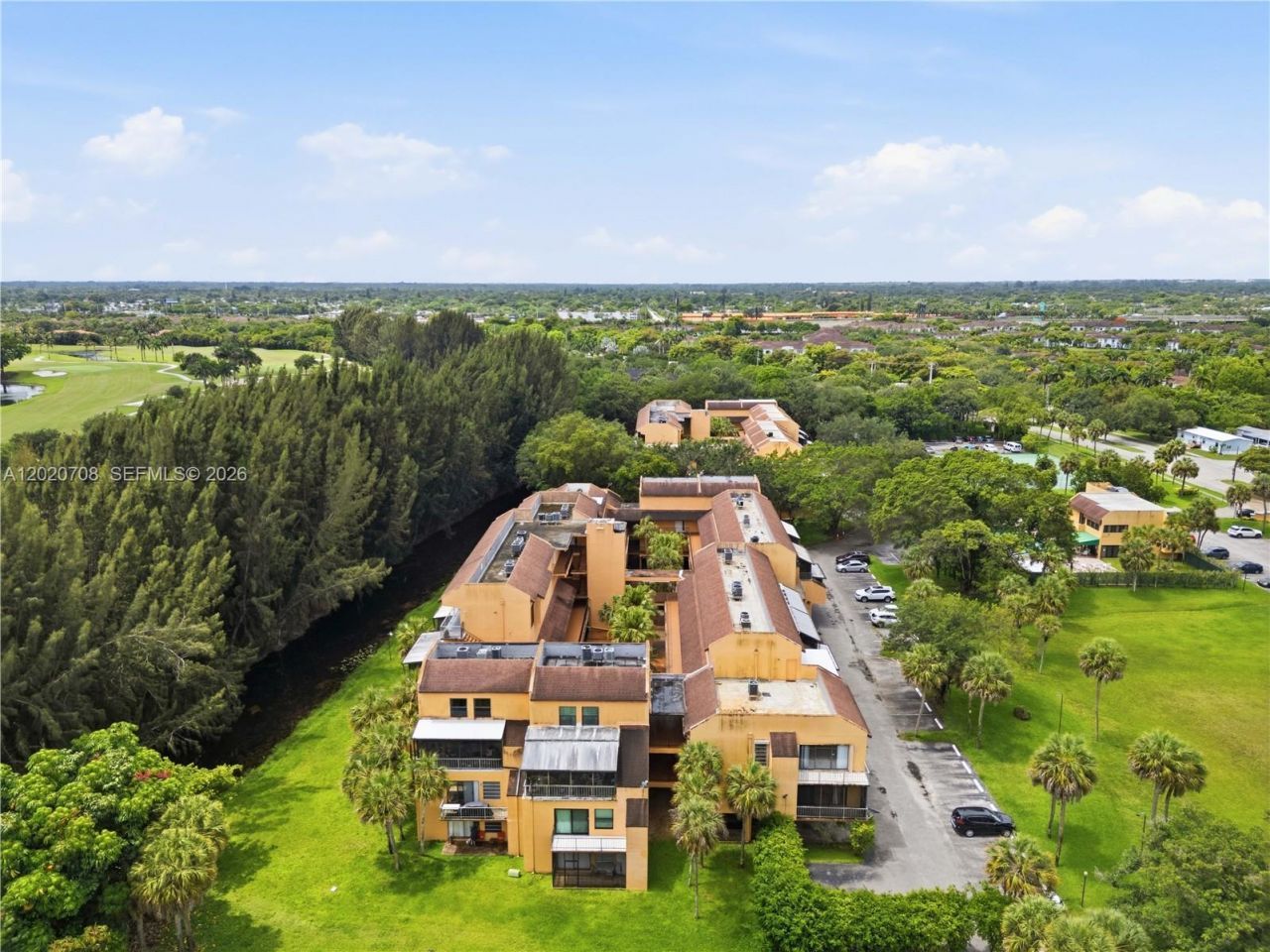 430 Commodore Dr , Unit 213, Plantation, FL 33325 Photo