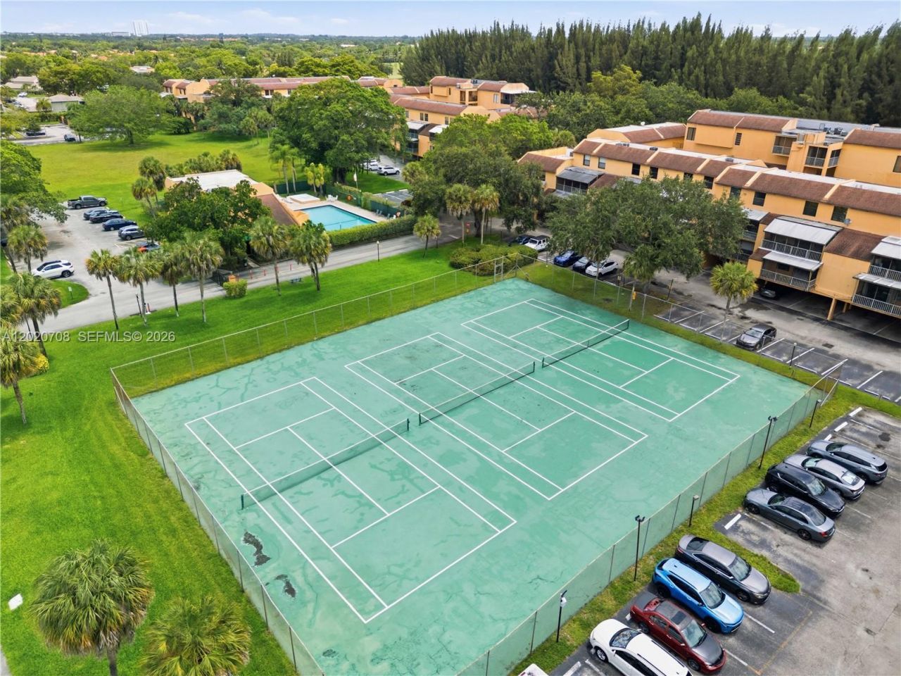430 Commodore Dr , Unit 213, Plantation, FL 33325 Photo