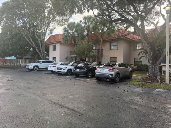 15718 E Waterside Cir , Unit 102, Sunrise, FL 33326