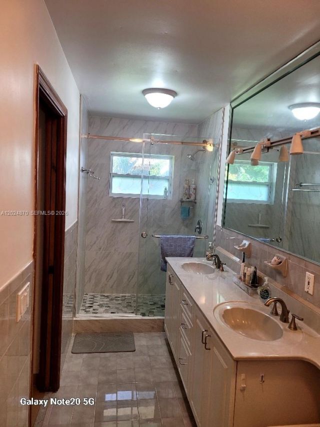 9114 SW 163rd Ter , Palmetto Bay, FL 33157 Photo