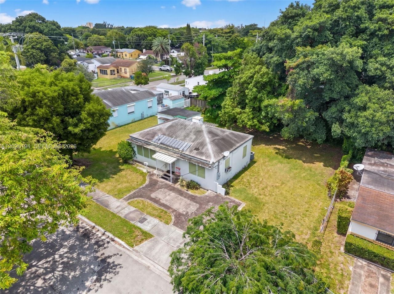 1279 NW 41st St , Miami, FL 33142 Photo