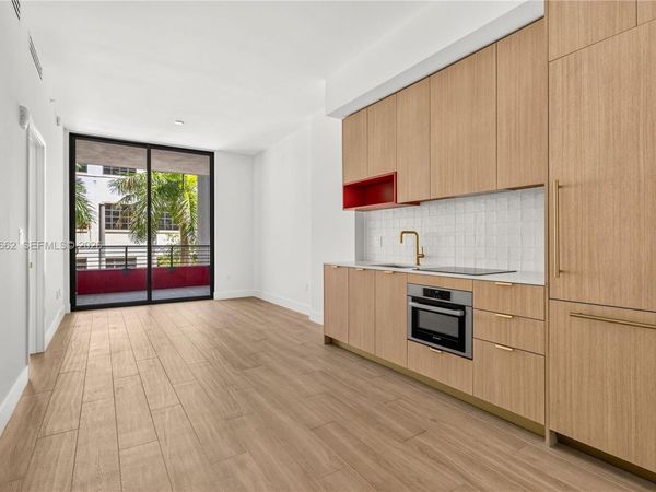 90 NE 32nd St., Unit 209, Miami, FL 33137