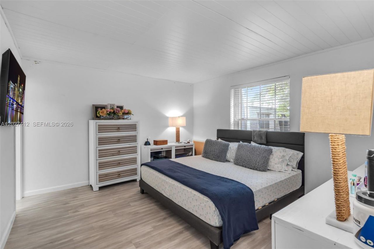 420 NW 70th Ave , Unit 228, Plantation, FL 33317 Photo