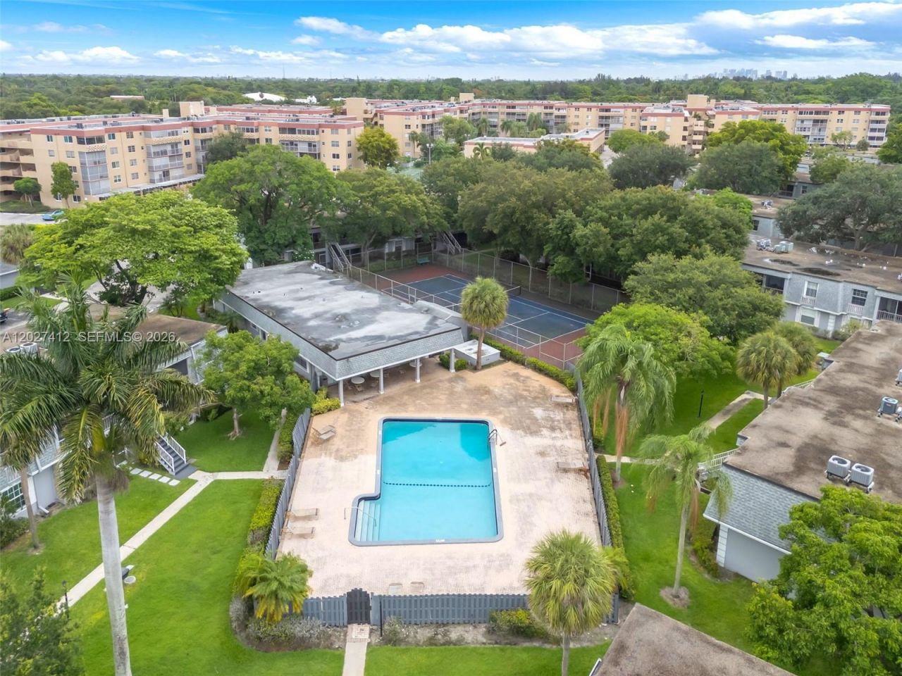 420 NW 70th Ave , Unit 228, Plantation, FL 33317 Photo
