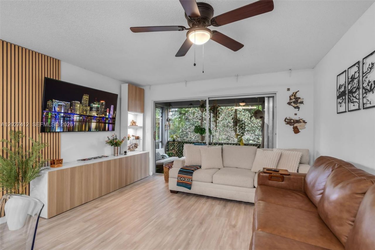 420 NW 70th Ave , Unit 228, Plantation, FL 33317 Photo