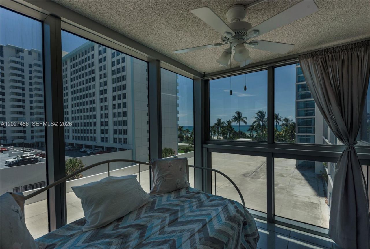 2655 Collins Ave , Unit 603, Miami Beach, FL 33140 Photo
