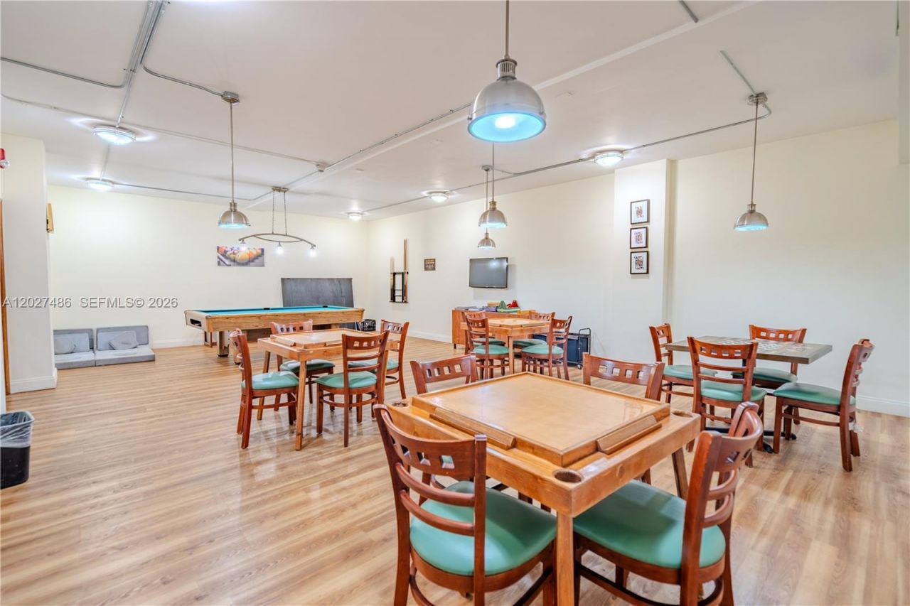 2655 Collins Ave , Unit 603, Miami Beach, FL 33140 Photo