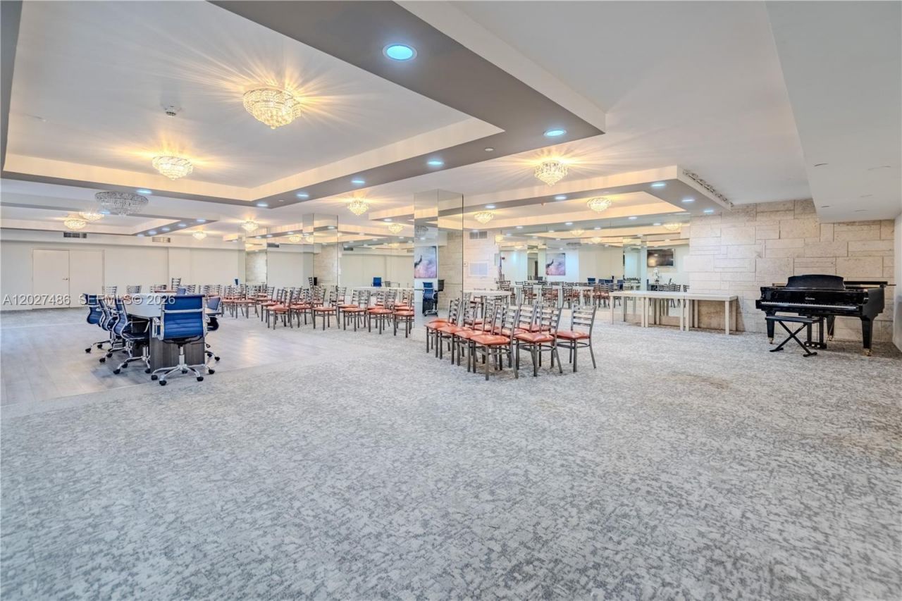 2655 Collins Ave , Unit 603, Miami Beach, FL 33140 Photo